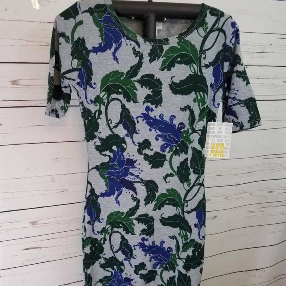 UNICORN ALERT! NWT! BEAUTIFUL LulaRoe Julia XXS